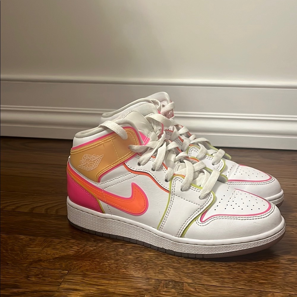 Nike Air Jordan Kids Shoes - White and Pink